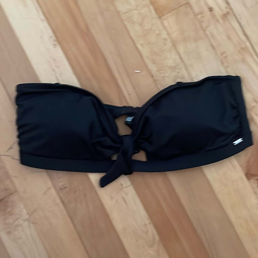 PINK Victoria’s Secret bathing suit top